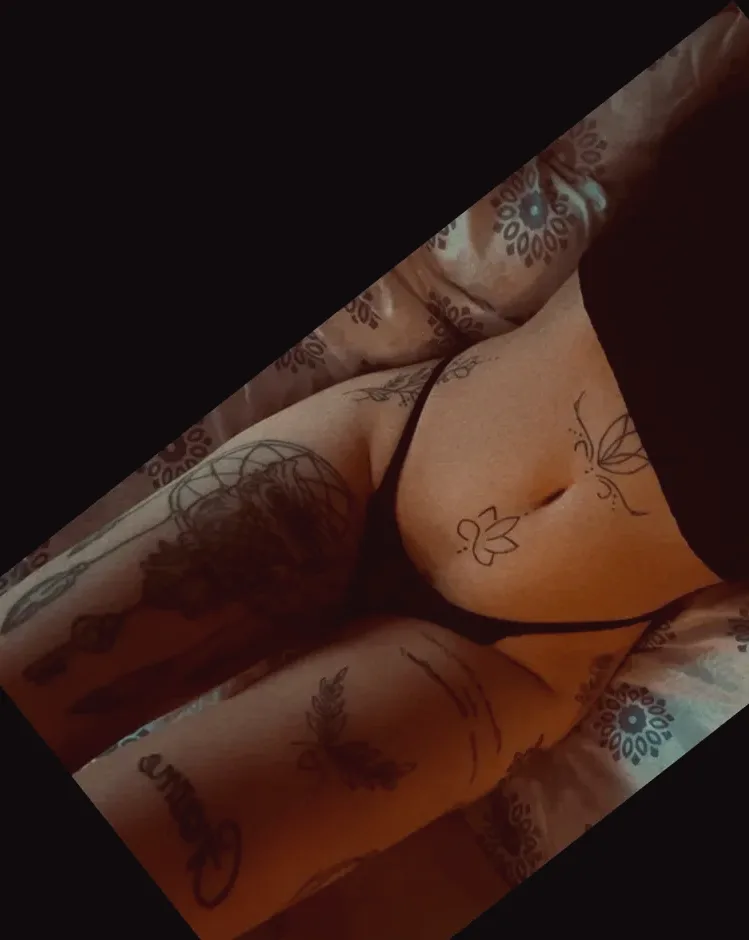 Annika, 26