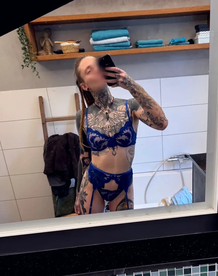 Merve, 30
