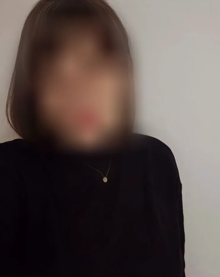 Nadja, 26
