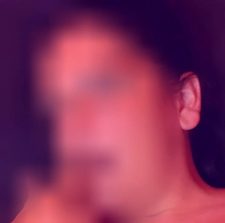 Stefanie, 28